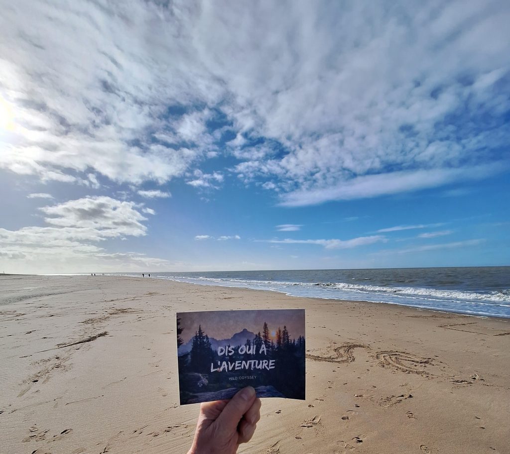Carte “Dis oui à l’aventure” sur la plage de Zélande